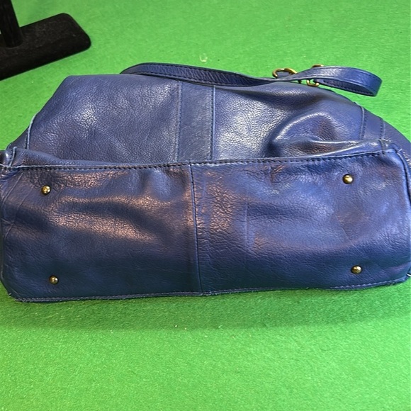 AMERICAN LEATHER CO BLUE SOFT LEATHER TRIPPLE ENTRY BUCKET SHOULDER BAG - Picture 12 of 16